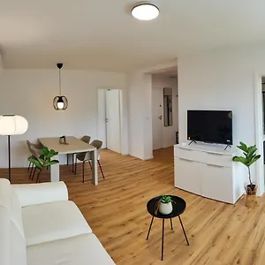 https://gregs-house-apartments.hotels-in-ljubljana.com